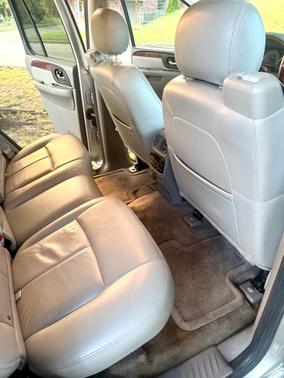 Silver 2008 GMC Envoy SLT