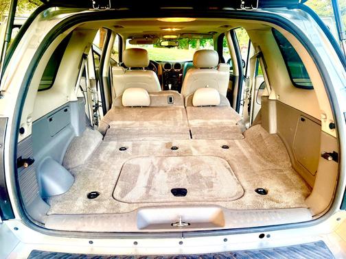Silver 2008 GMC Envoy SLT