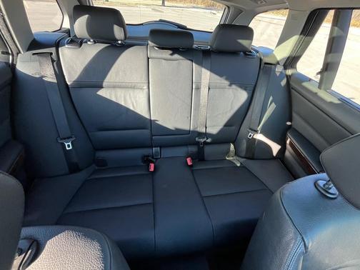 Gray 2009 BMW 328 i xDrive