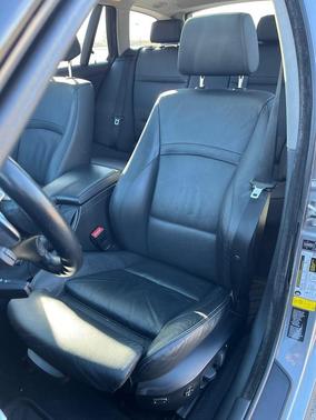 Gray 2009 BMW 328 i xDrive