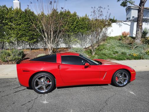 2005 Chevrolet Corvette Base