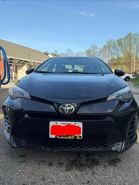 Black 2017 Toyota Corolla SE