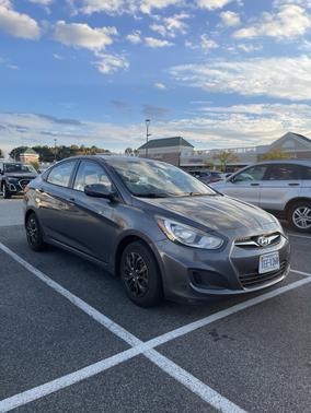 2012 Hyundai Accent GLS