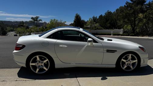 White 2014 Mercedes-Benz SLK-Class SLK 250