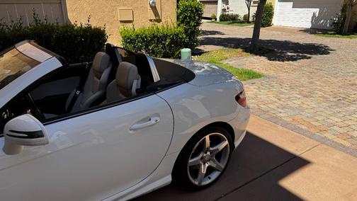 White 2014 Mercedes-Benz SLK-Class SLK 250
