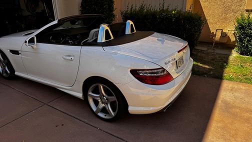 White 2014 Mercedes-Benz SLK-Class SLK 250