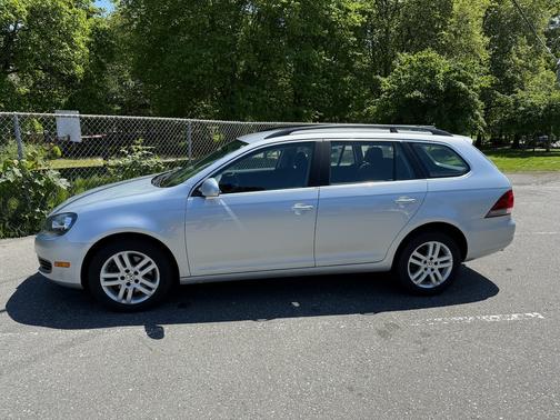 2013 Volkswagen Jetta SportWagen TDI