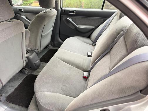 Silver 2002 Honda Civic EX