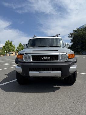 2014 Toyota FJ Cruiser Base