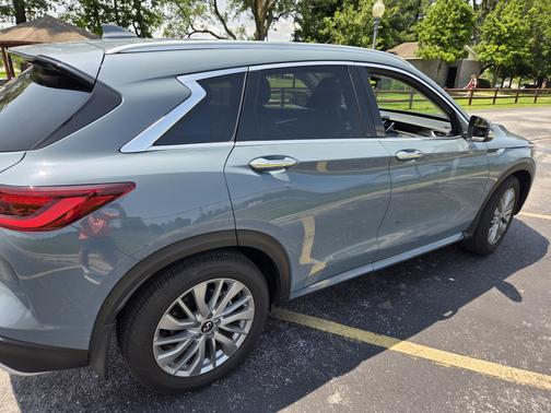 2024 INFINITI QX50 LUXE