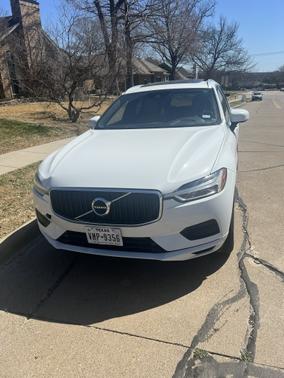 2020 Volvo XC60 T5 Momentum