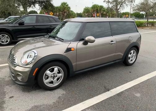 2011 MINI Cooper Clubman Base