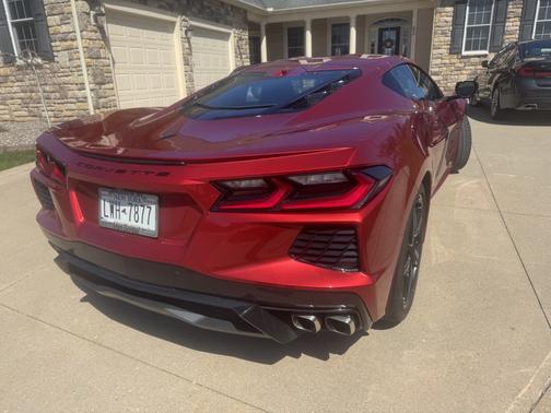 Red 2021 Chevrolet Corvette Stingray w/2LT