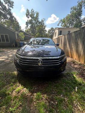 Black 2019 Volkswagen Jetta 1.4T SEL