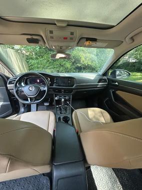 Black 2019 Volkswagen Jetta 1.4T SEL