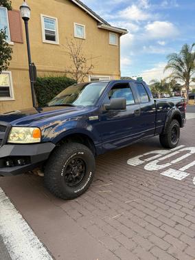 Blue 2008 Ford F-150 Lariat SuperCab