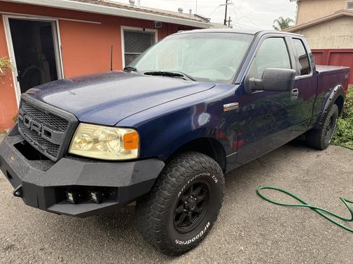 Blue 2008 Ford F-150 Lariat SuperCab