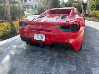 2019 Ferrari 488 Spider Base