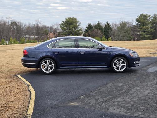 2013 Volkswagen Passat 2.0 TDI SEL Premium