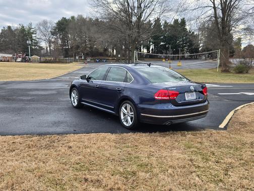 2013 Volkswagen Passat 2.0 TDI SEL Premium