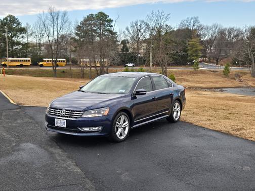 2013 Volkswagen Passat 2.0 TDI SEL Premium