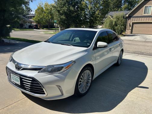 2016 Toyota Avalon Limited