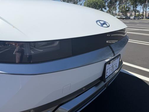 White 2024 Hyundai IONIQ 5 Limited