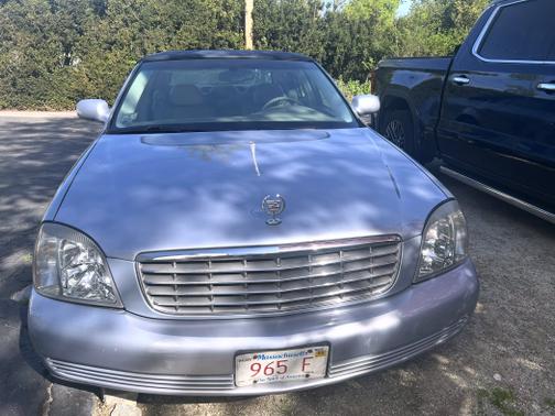 2005 Cadillac DeVille Base