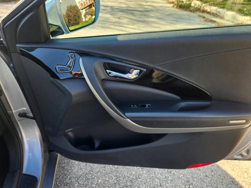 Silver 2014 Hyundai Azera Limited