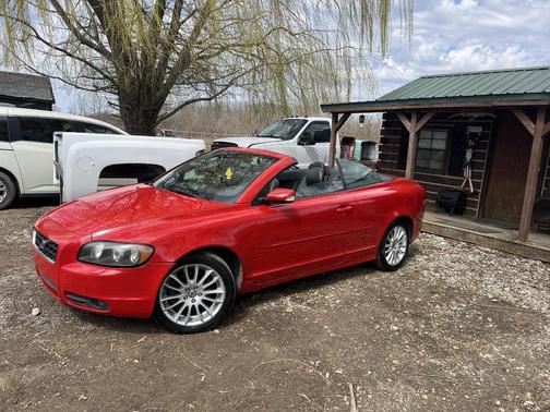 2007 Volvo C70 Base