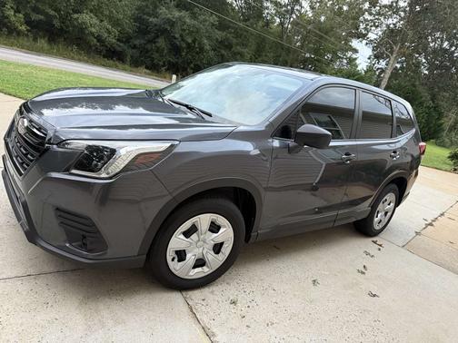 2023 Subaru Forester Base