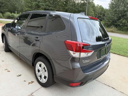 2023 Subaru Forester Base