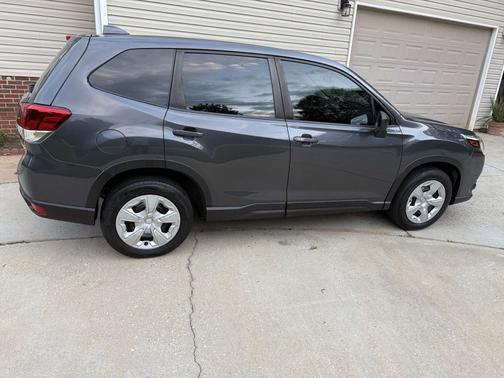 2023 Subaru Forester Base