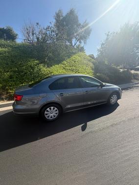 2015 Volkswagen Jetta 2.0L S