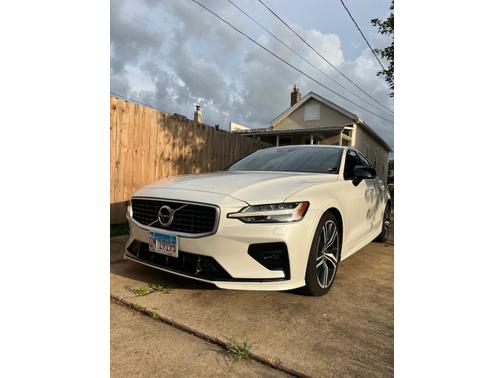 2020 Volvo S60 T6 R-Design