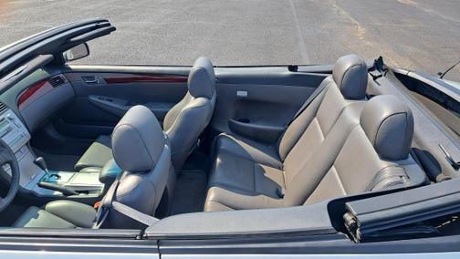 2004 Toyota Camry Solara SLE V6