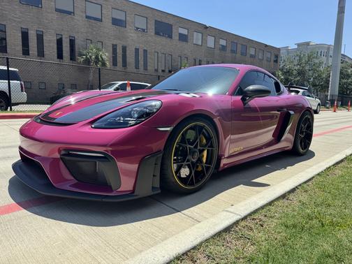 2024 Porsche 718 Cayman GT4 RS