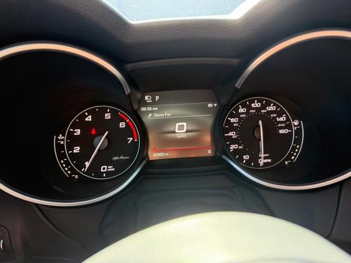 Green 2021 Alfa Romeo Stelvio Base