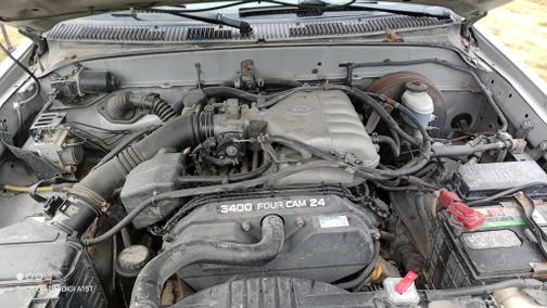 Silver 2004 Toyota Tacoma PreRunner Double Cab