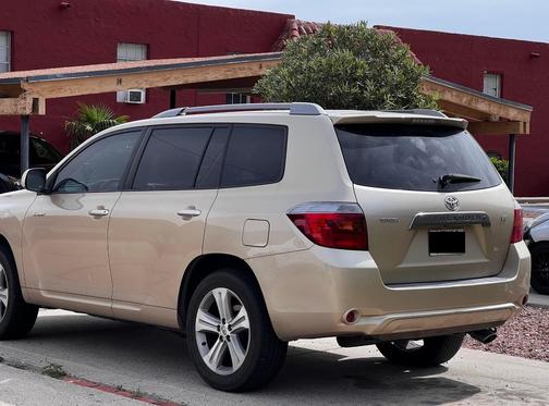 2008 Toyota Highlander Sport