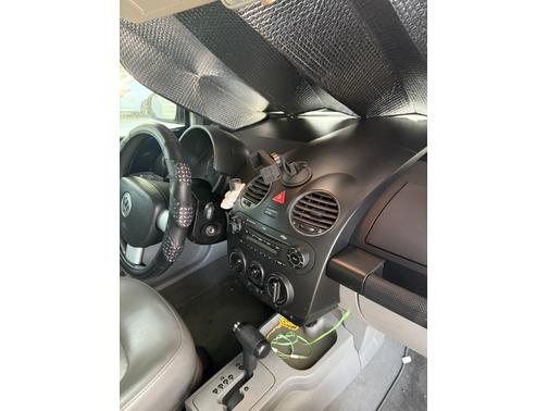 2006 Volkswagen New Beetle 2.5