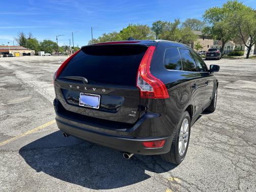 Black 2010 Volvo XC60 T6
