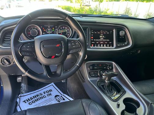 2015 Dodge Challenger SXT