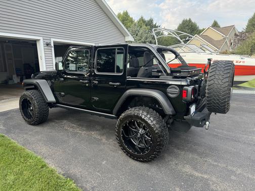 2022 Jeep Wrangler Unlimited Willys
