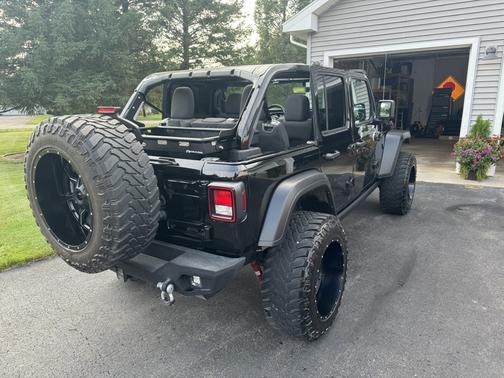 2022 Jeep Wrangler Unlimited Willys