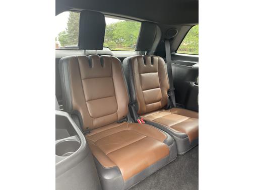 Photo 4 of 12 of 2014 Ford Explorer Limited