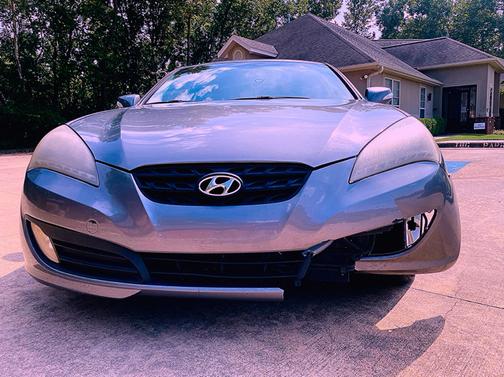 2012 Hyundai Genesis Coupe 3.8 Track