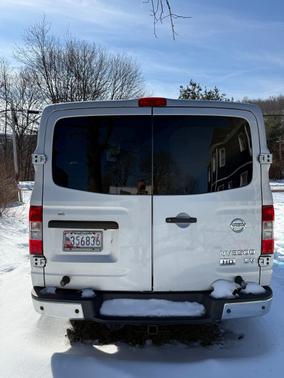 2013 Nissan NV Passenger NV3500 HD SL V8