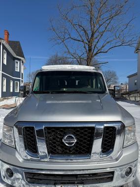 2013 Nissan NV Passenger NV3500 HD SL V8