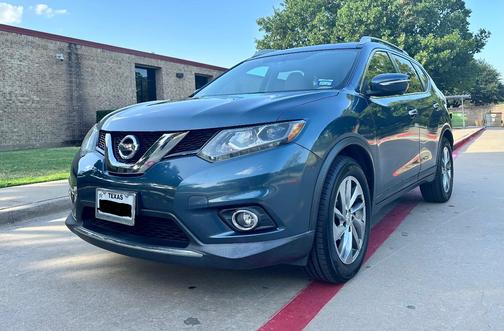 Blue 2014 Nissan Rogue SL